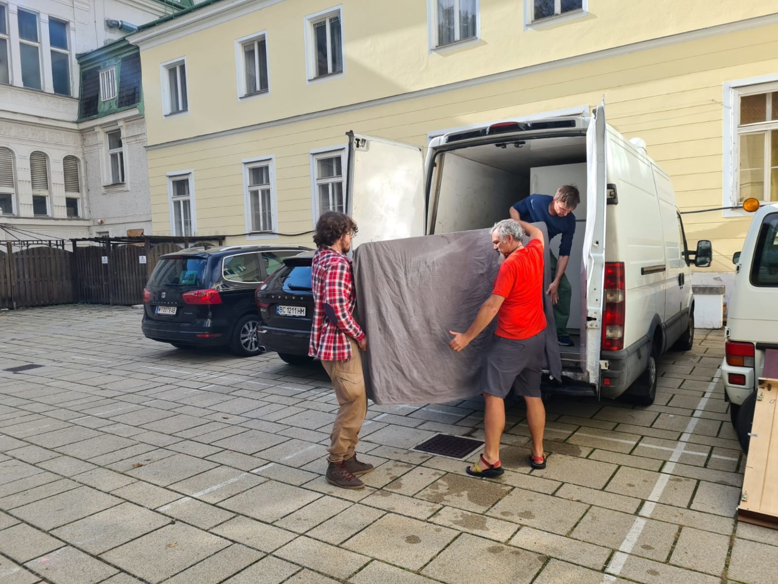 Volunteers loading the FHFA van