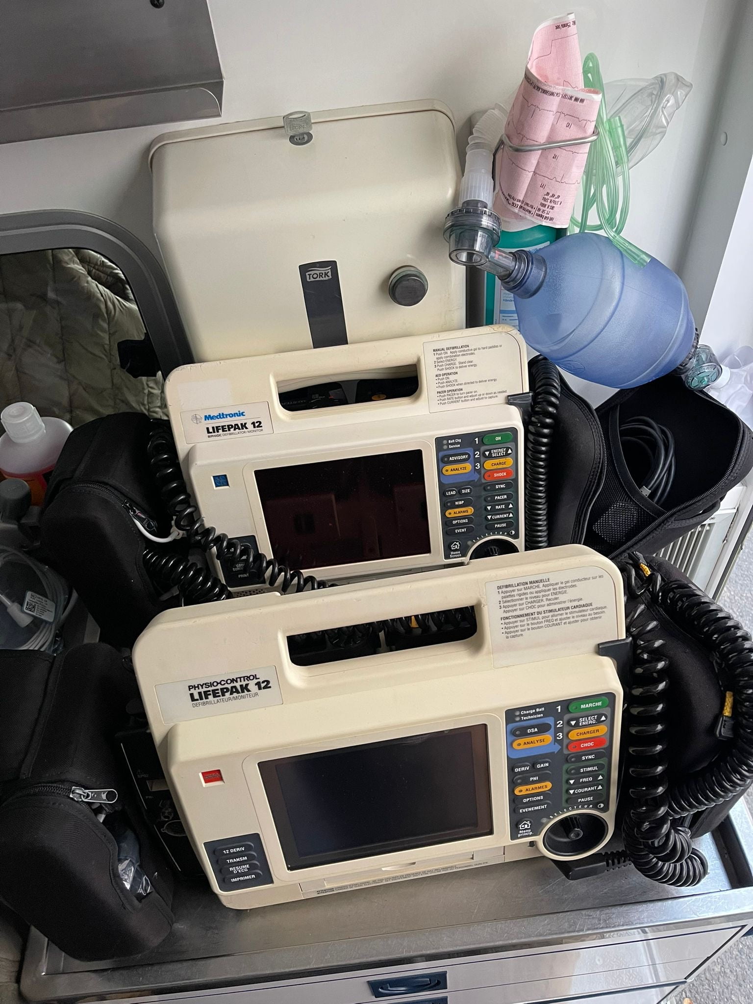 2 Lifepak12 patient monitors delivered by Max to Simon, TacMed Ukraine